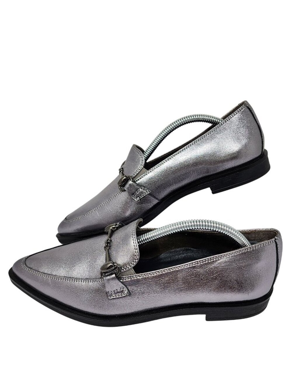 Paul Green Womens Silver Metallic Loafers With Bit Detail & Rubber Soles Size 5.